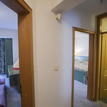 Πανσιόν Sobe Krona 3*